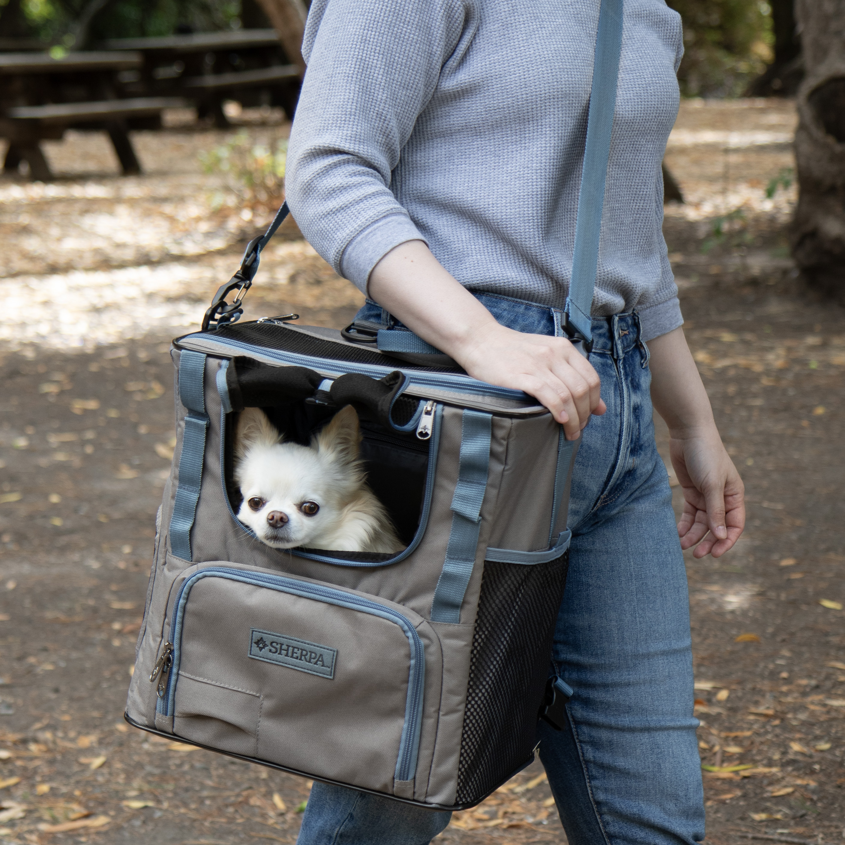 Sherpa Medium Pet Carrier with Duffel Backpack Design 55528